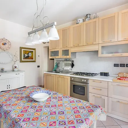 Apartment A Due Passi Da Borgo San Giuliano