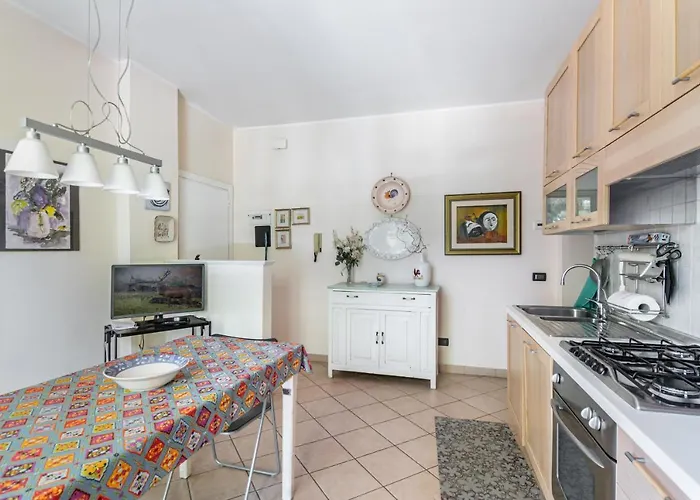 A Due Passi Da Borgo San Giuliano * Rímini