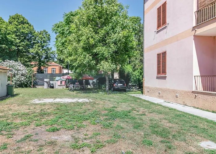 Διαμέρισμα Guesthost - A Due Passi Da Borgo San Giuliano *